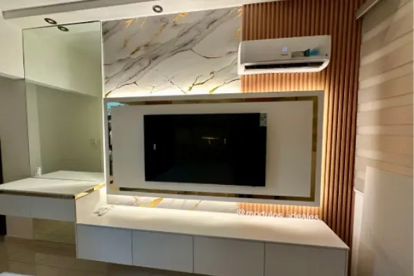 Mueble de TV y Vanity - image 1